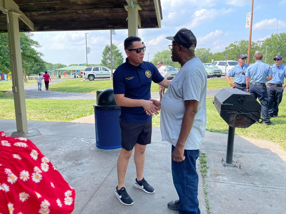 IsraelBaezaMO's tweet image. #Junetheenth celebration at Hubbard Park!

Today we celebrated the moment the Emancipation Proclamation ushered in the freedom of slaves throughout the United States in 1865. 

It was a pleasure to speak and honor the contributions of African Americans to our Country’s history.