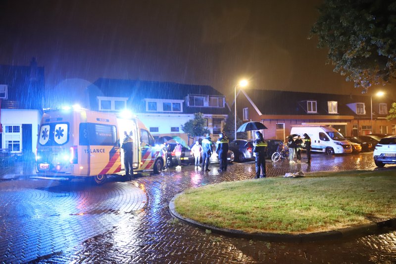 NU ONLINE: Opzittende snorscooter gewond na ongeval met scooter Endeldijk Honselersdijk..