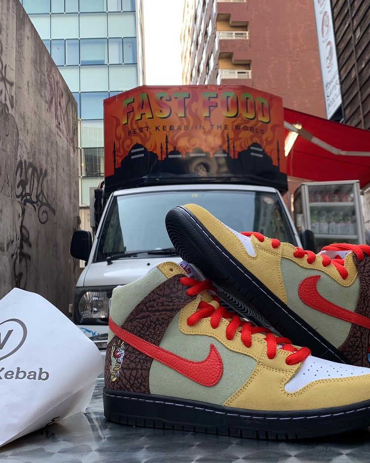 snkrdunk_jp's tweet photo. 🥙抽選スタート🥙
Color Skates x NIKE SB DUNK HIGH "KEBAB AND DESTROY"がalley oopにて抽選スタート🔥
📲 https://t.co/mSgRabyvSF
#NIKE
#ナイキ
#NIKESB
#DUNK
#ColorSkates
#snkrdunk
#スニーカーダンク
#スニダン https://t.co/KS6MZS8rgx