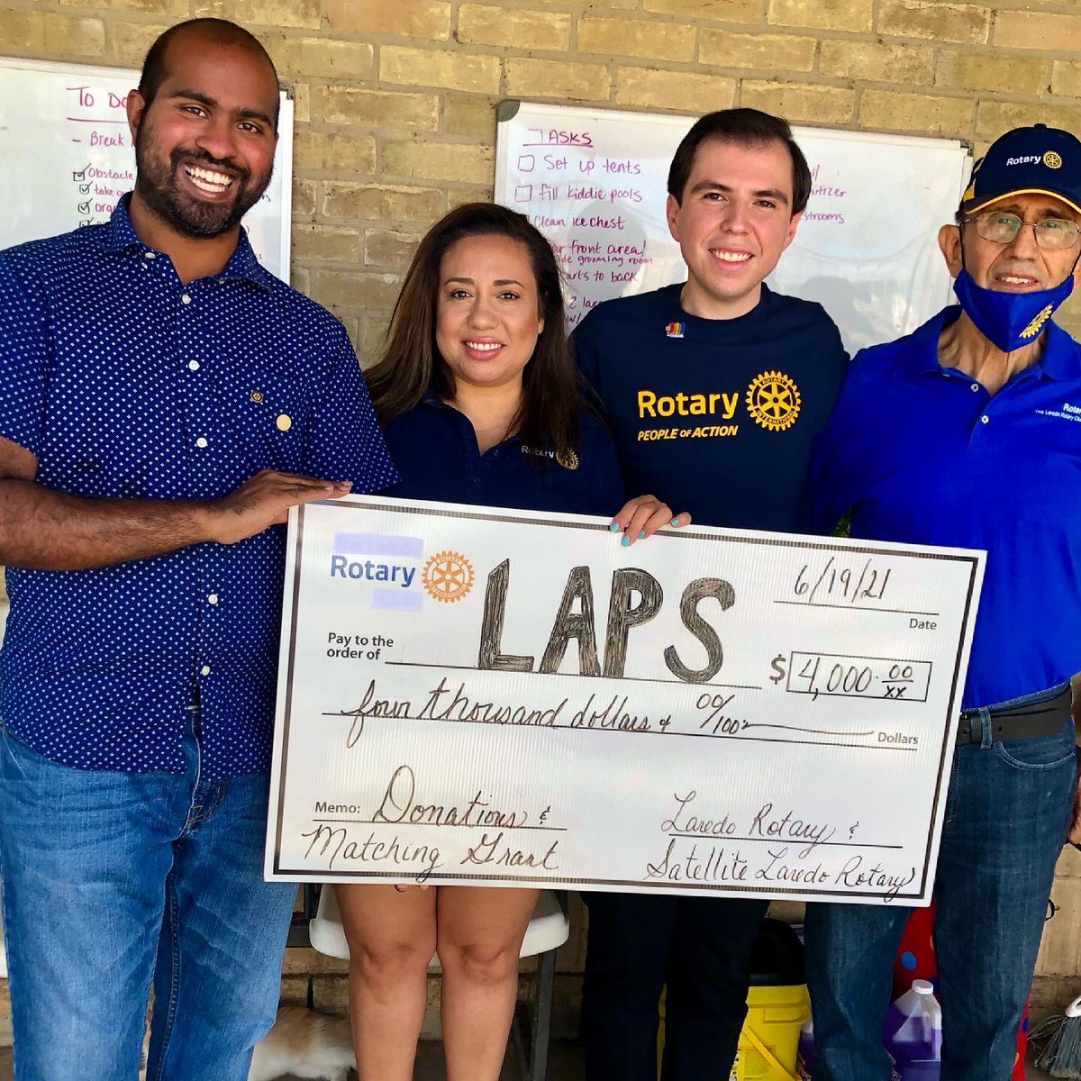 SatelliteLaredo's tweet photo. Laredo Rotary, Satellite Rotary &amp; Next Generation Presidents &amp; Past  President , Jared, Marissa, Mario &amp; Juan did the honors of presenting the LAPS center w this $4000 donation. https://t.co/PoEJ6aUs37