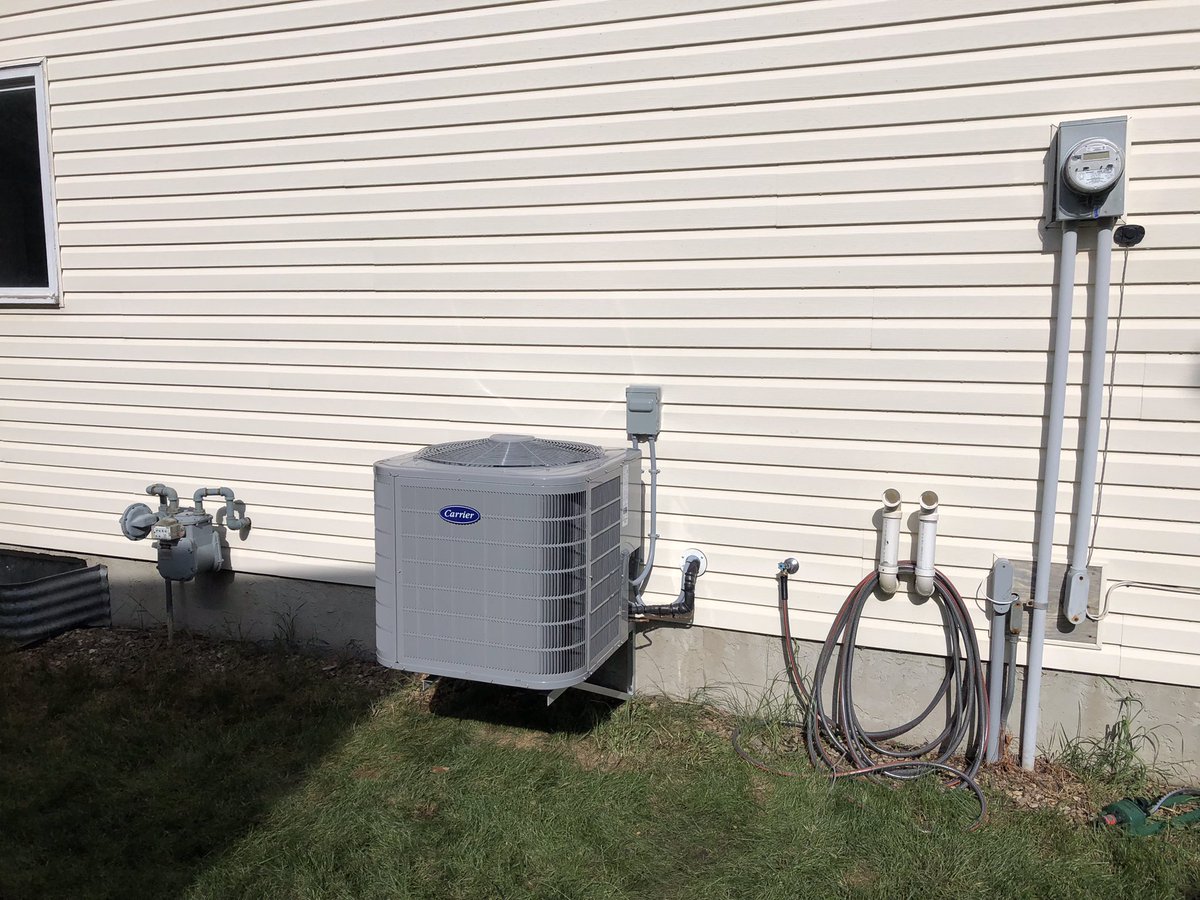 EMC_Elevated's tweet photo. Two more happy customers 🙏 #yeghvac #carrier #lennox https://t.co/7PXIjHyGZK