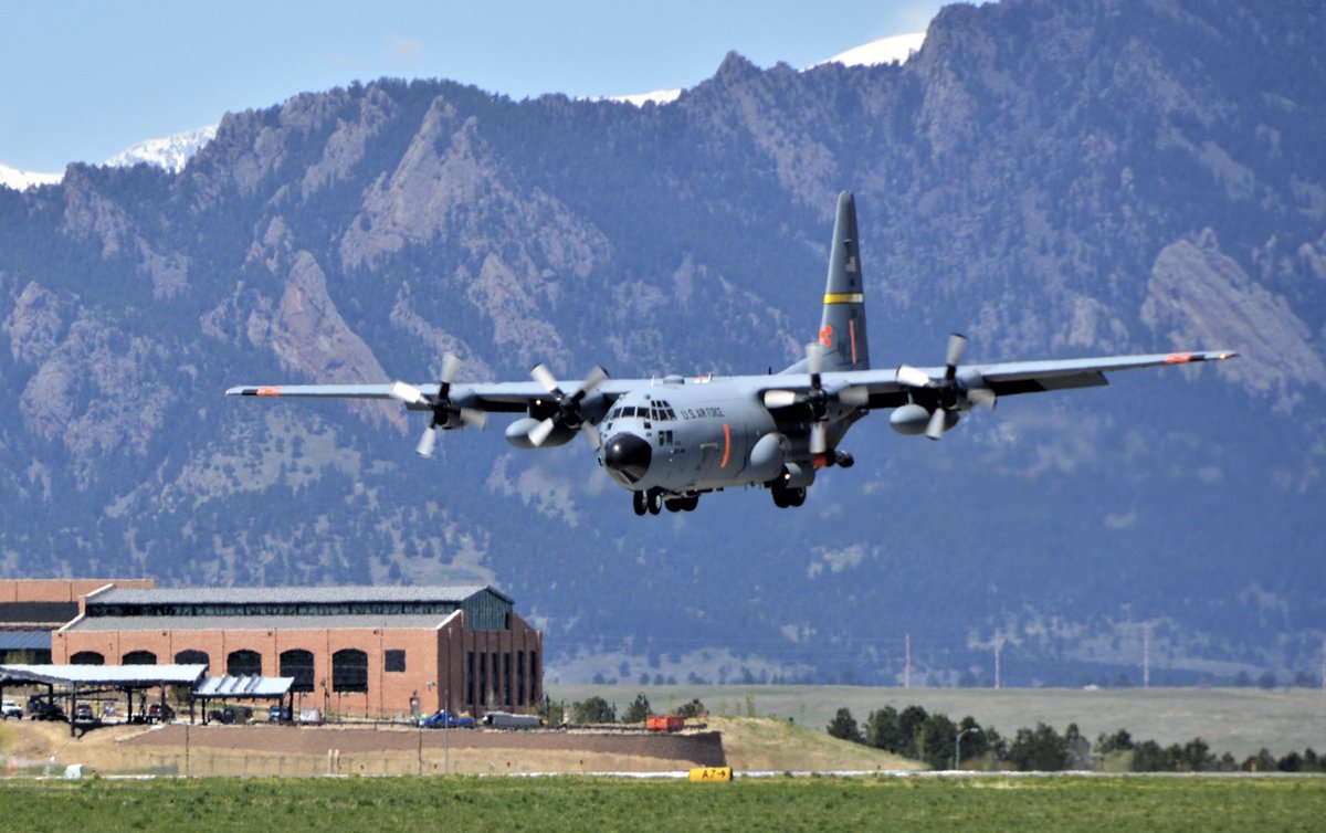 MAFFS_Corp's tweet photo. MAFFS is the only self contained roll-on/roll-off system proven in the marketplace and requires minimal set-up time with complete preparation and loading possible in under two hours.  Photo Credit: Michael Dougherty CONR-1AF (AFNORTH) #MAFFS #ProtectionFromAbove #C130 #C-130 https://t.co/jwJ7VwrXkQ