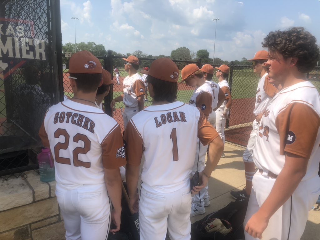 South Texas Sliders Escamilla take 2 today to qualify for the Texas Premier Championship game at Franklin Ranch tomorrow at 11:15 vs Waco Storm Royal! Great job today men. #shiptime #summerball #Letsgoooooooo