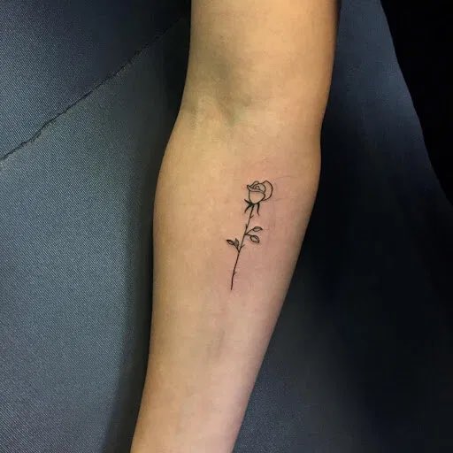 jearminrules's tweet photo. jearmin tattoo date where armin gets a simple little tattoo and then jean gets that tattooed on his ass #jearmin https://t.co/BsIJdU0k29