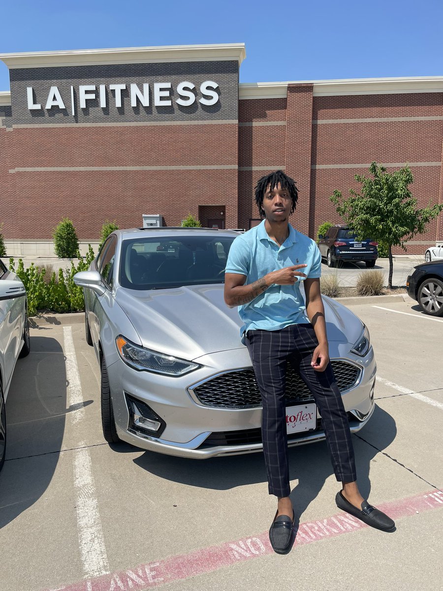 CantStopLott's tweet image. Told my ni**as will be on in a minute…. Told my bihh I’ll be home in a min -@coCash …. #thatnewnew