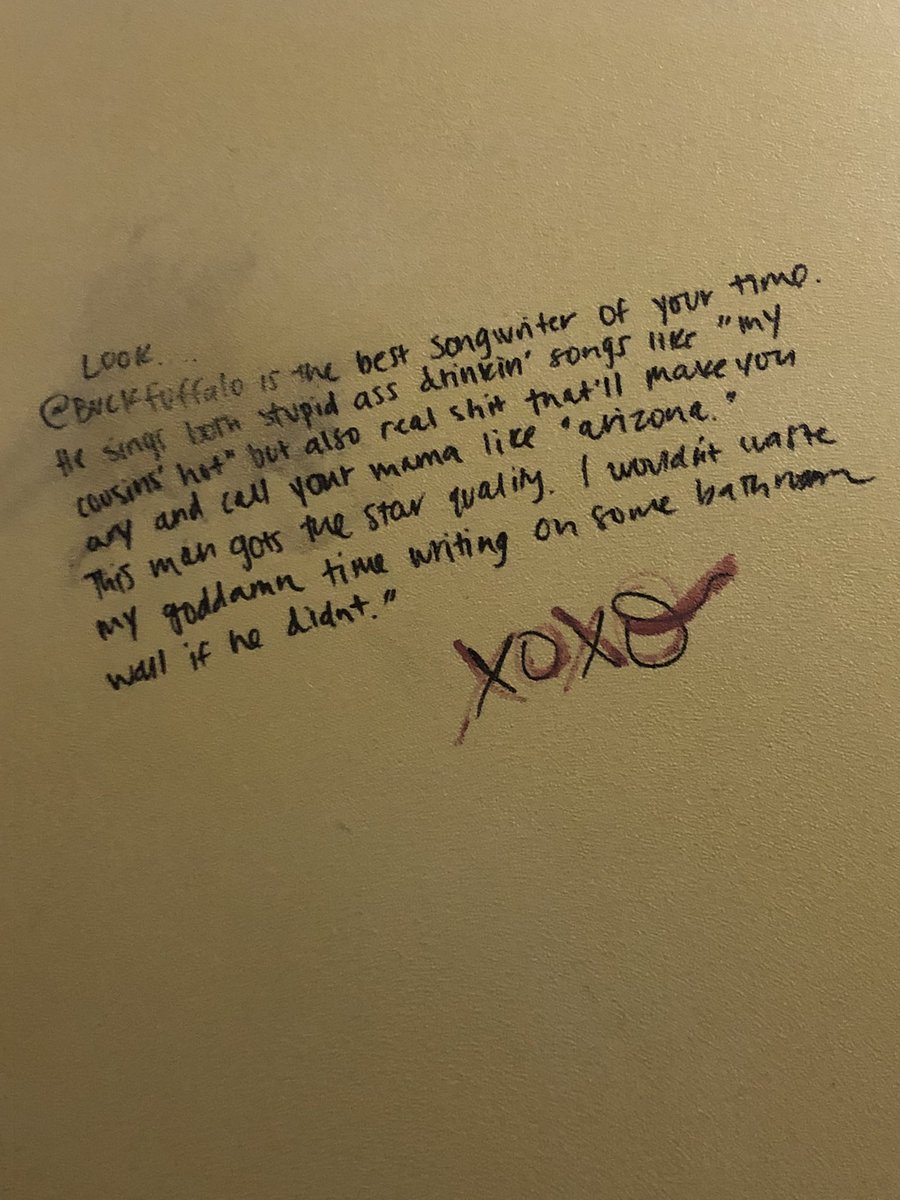 lanettstewart's tweet photo. #LegitFan #BathroomWall #imPostingIt #dontknowhimbutillcheckhimout https://t.co/1NEsZ3aEa3