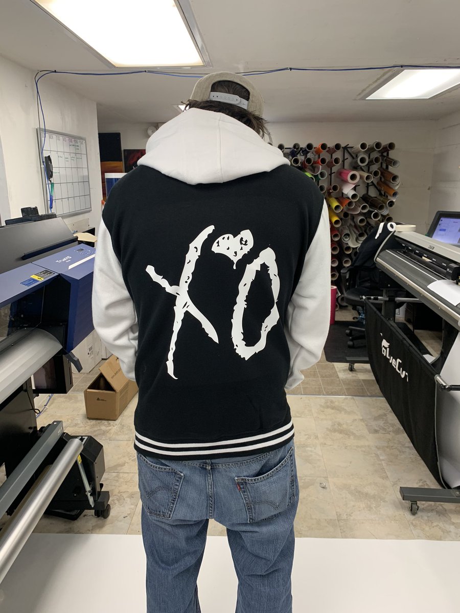 PhilthyWook's tweet image. Custom XO university jacket I made today. More to come soon. #TheWeeknd #XO #xotwod #custom #GraphicDesign