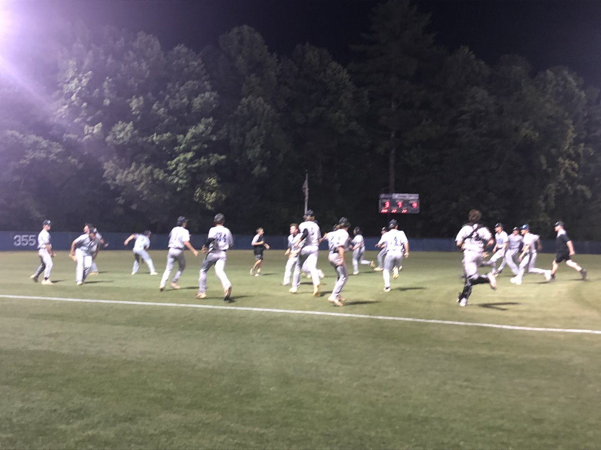Your Raiders are heading to the Western Regional Finals with a 4-3 win tonight over McDowell HS.  <a href="/LundquistNick/">Nick Lundquist</a> drives in 2 in the top of the 7th to put the Raiders up and Zach Middleton comes in to close the door.  #wearepfafftown #RaiderNation