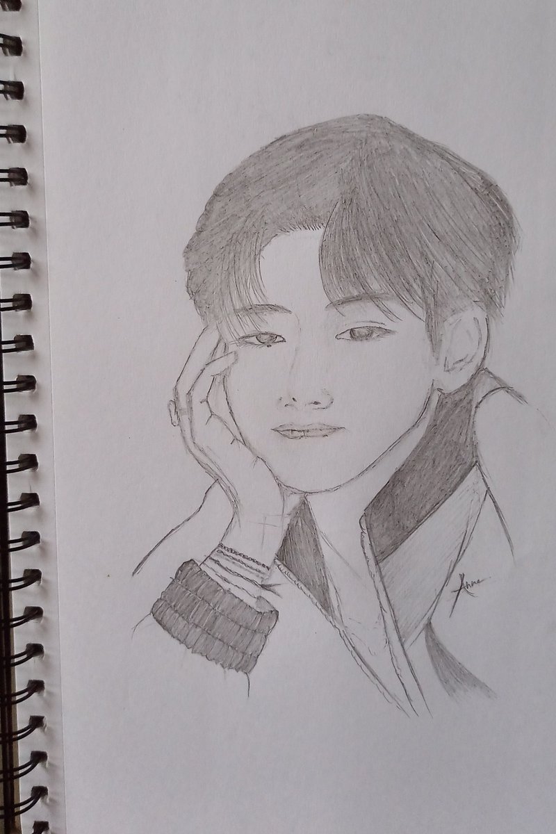 snowflowerannie's tweet photo. saw you in my gallery 5:00 am,
got inspired ✨
#taehyung #firstportrait #btsfanart https://t.co/XGGiZdO1hN