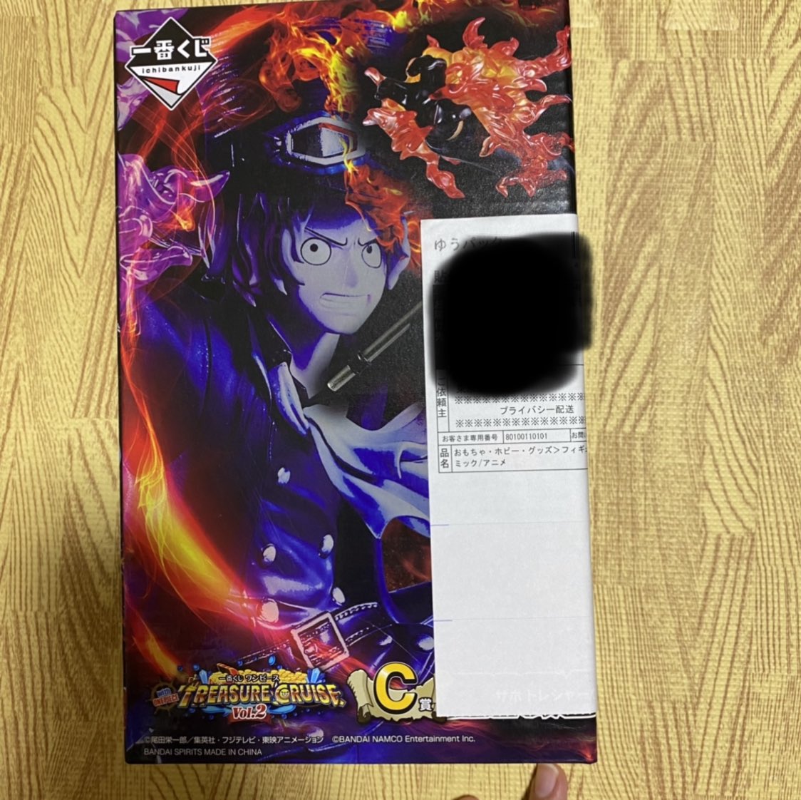 Ari メルカリで買ったフィギュアがこんな状態で届きました 3枚目にやり取りメッセージあります 梱包の仕方 の記載がありませんでした 梱包の仕方の確認しない私が悪いそうです そんなの有り得ますか 一体購入者をなんだと思ってるんですかねこの人