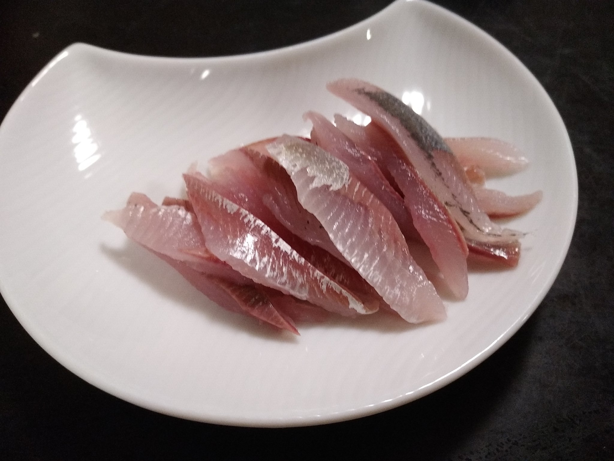 ゆたうた コハダ コノシロ が 特売だったので とりま刺身にしてみる さかなを食べよう T Co Azcrcrn2c7 Twitter