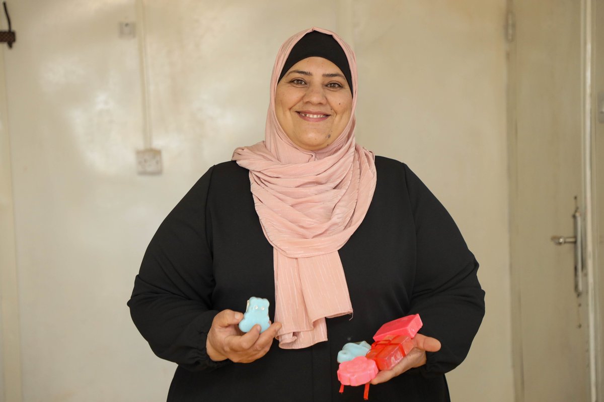 Za'atari and Azraq Refugee Camps tweet media