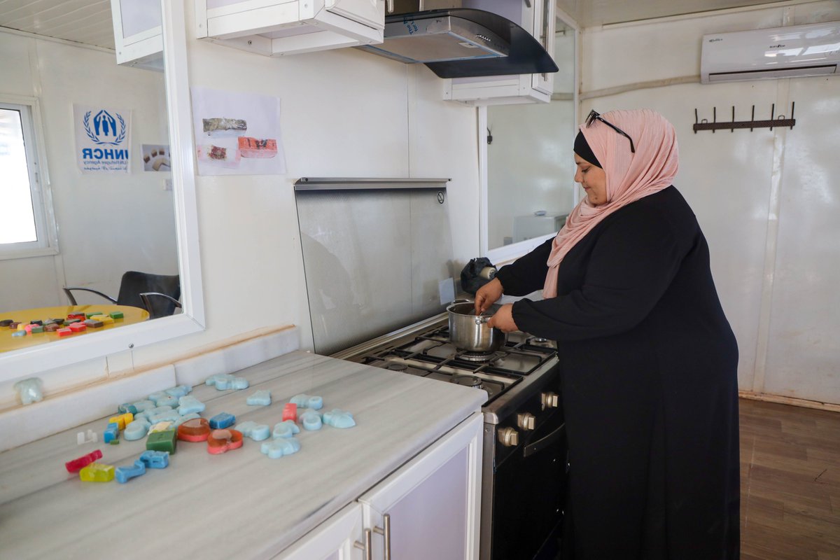 Za'atari and Azraq Refugee Camps tweet media