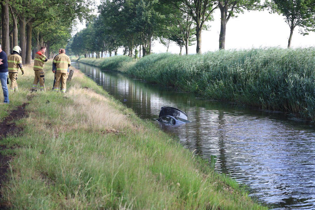 Ernstig auto-ongeluk in Odiliapeel, slachtoffer gereanimeerd ..