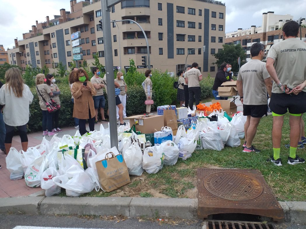 #BuenosDias 
La <a href="/PlataformaMill1/">PlataformaMillanAstray</a> #MillánAstray presente en la I Carrera Solidaria de <a href="/resistespana/">Resiste España 🇪🇸</a> , prohibida por el capricho ideológico, y en la ayuda a los más desfavorecidos. #Legion #LegionEspañola #Legionarios