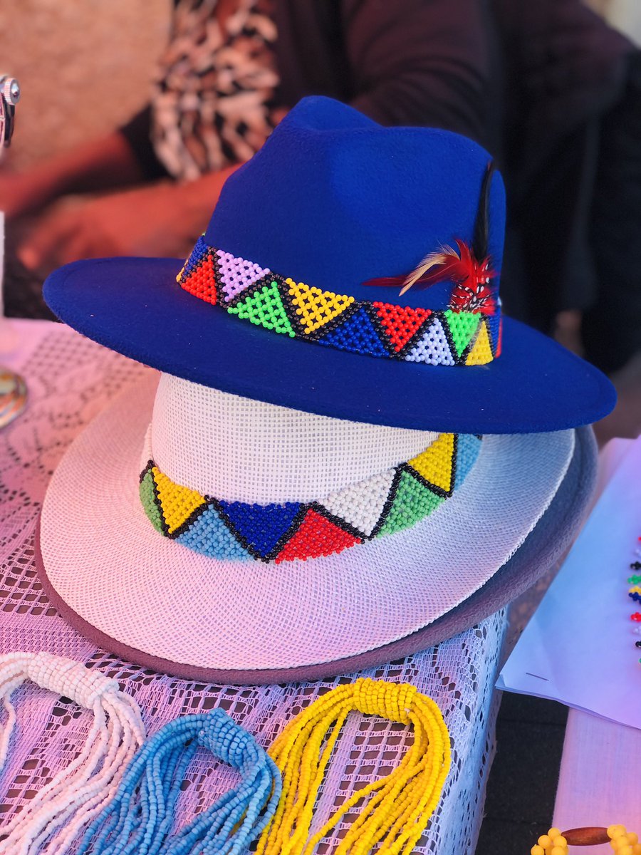 ms_bmc's tweet photo. If you are looking for a beautiful Pedi traditional attire, please support my mom...@Maitoke_Trading we have all traditional accessories....#DatingWithTumiSole35plus #MissSA2021 #BlackOwnedBusiness #FathersDay @golimpopo @OtpLimpopo Support small businesses.. https://t.co/GPn4PYk2QD