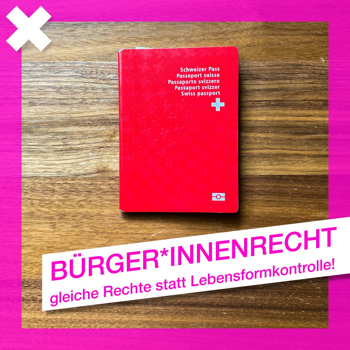 operationlibero's tweet photo. Wer erhält den Schweizer Pass?
Die Schweiz schliesst derzeit rund einen Viertel der Bevölkerung vom politischen Entscheidungsprozess und von gleichen politischen Rechten aus. Das ist aus liberaler Sicht unhaltbar. #Bürgerrecht #CHpass https://t.co/NPUf31Yz1S