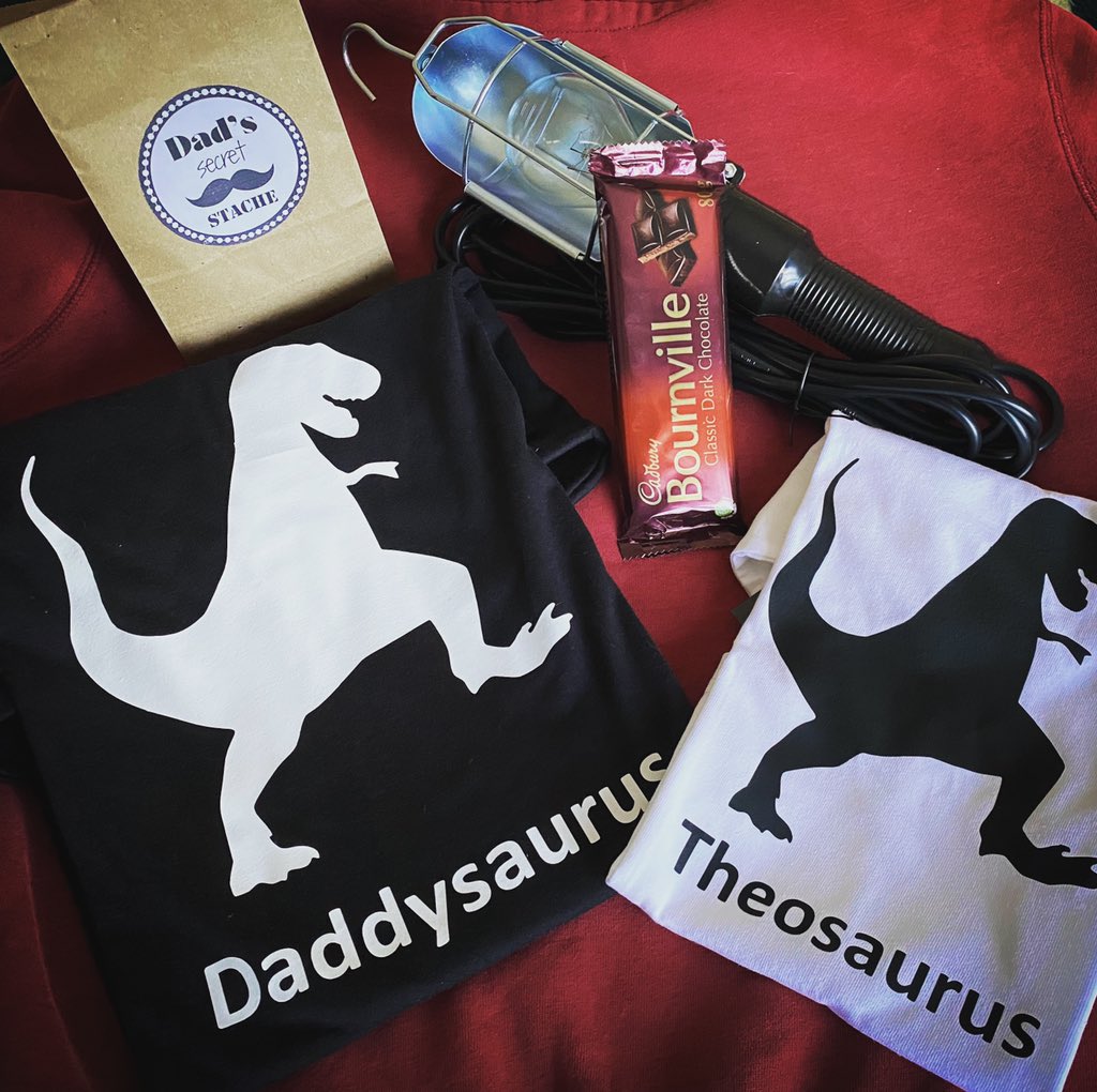 ElmNt69's tweet photo. Woke up to an amazing treat for Fatherβs Day. Amazing gifts and an awesome breakfast #fathersday #blessed #daddysaurus #treats https://t.co/JeR8YaJPvI
