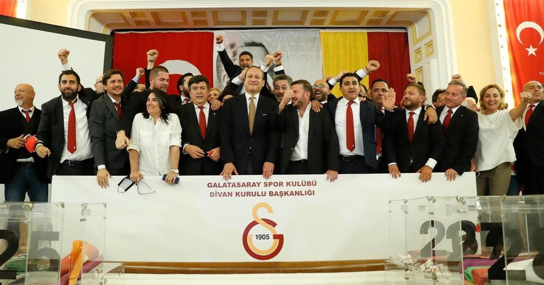 DSENTEGRE's tweet photo. Seçim süresince iletişim çalışmalarını yürüttüğümüz Galatasaray Spor Kulübü 38. Başkanı Sayın @burakelmas_tr'ı ve @BirlikteCok ekibini tebrik ediyor, DS Entegre olarak yeni görevlerinde başarılar diliyoruz.
#BirlikteÇokŞeyBaşaracağız #dsintegrated #Galatasaray https://t.co/ArzkToPQjJ