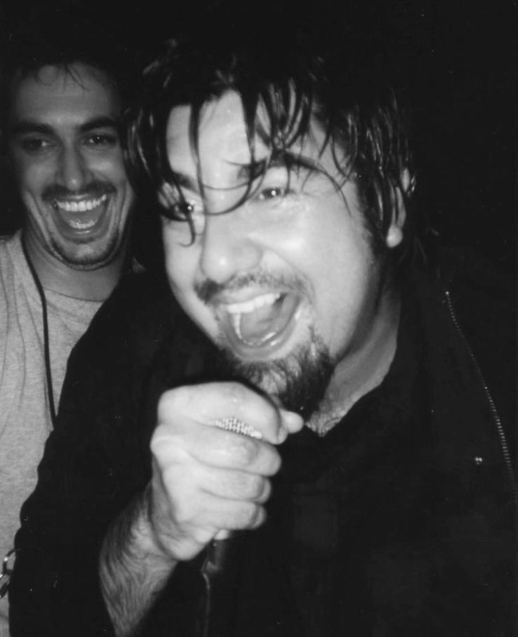 HAPPY BIRTHDAY CHINO MORENO!! 