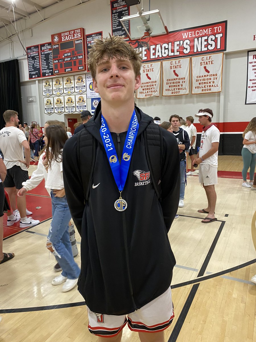 SFC Basketball tweet media