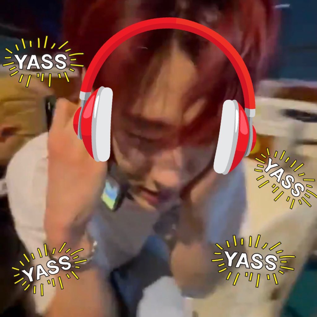 yvespearz's tweet photo. bored AF.. lemme review some album https://t.co/OisOTGq71w