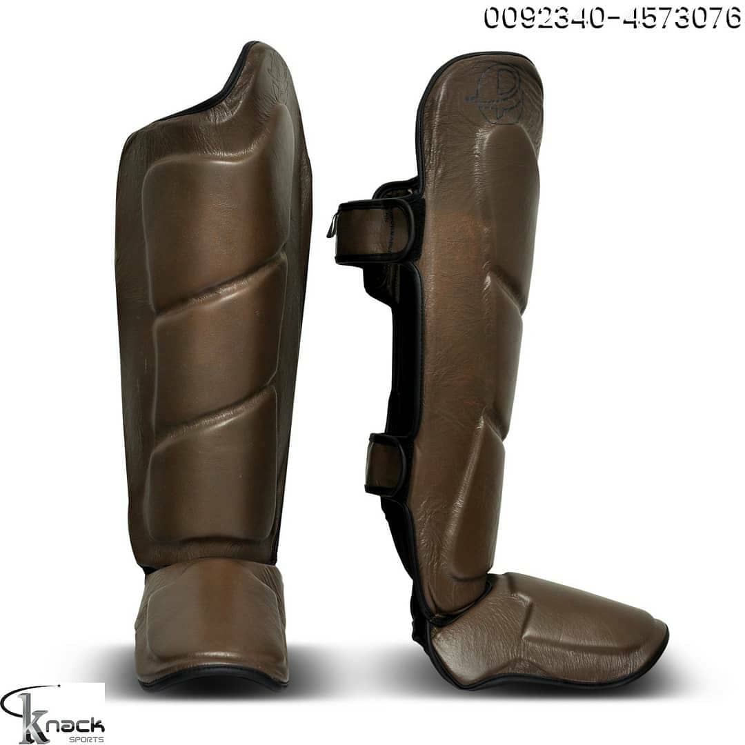 KnackSports's tweet image. Protective Muay Thai Boxing Training Kick Boxing Shinpad 2021 Best Selling MMA Shin Instep Guard Leg Pads boxing

 #boxingball #boxingpunchball #boxingday #boxingring #boxinggym  #fitnessworkout #fight #shini #wrestling #karate