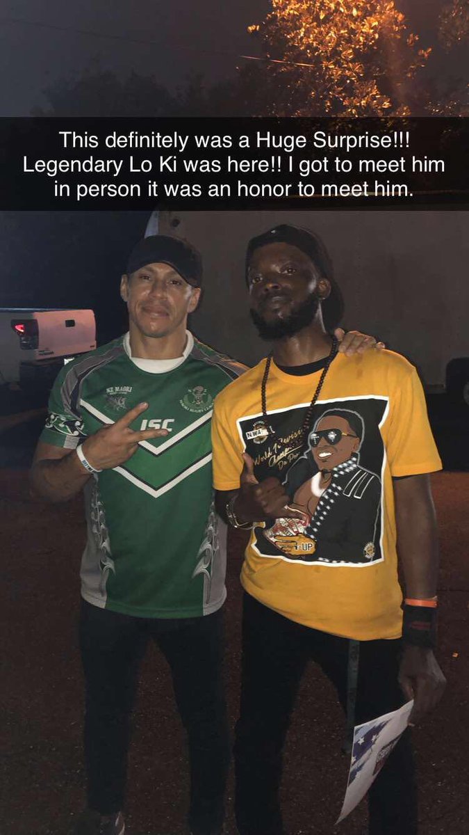 ESmooth_90's tweet photo. Itβs definitely made my night got to meet some legends and future legends. Thanks again to @Jtg1284 @FlyinBrianJr @OneWorldWarrior Thank yβall so much! And honor and privilege meeting you all. #Wrestling4Life #meetandgree https://t.co/9dP8JJbtpZ