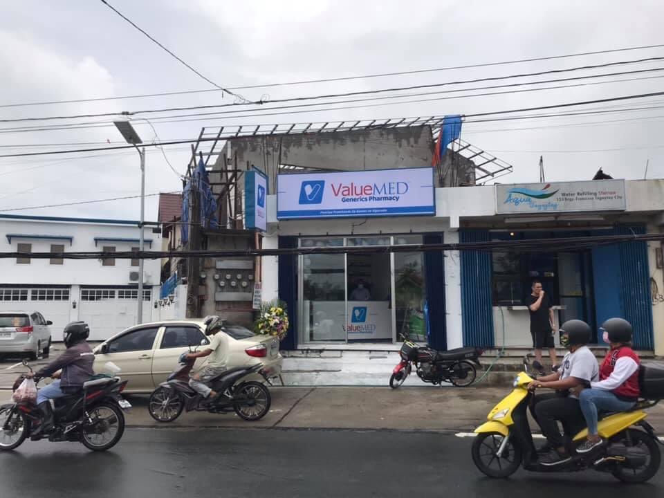 valuemedgeneric's tweet photo. At #ValueMedGenericsPharmacy Pamilya protektado sa gamot na sigurado #drugstoreph #drugstorefranchisingph #franchisingph https://t.co/vnrA7OsCoG
