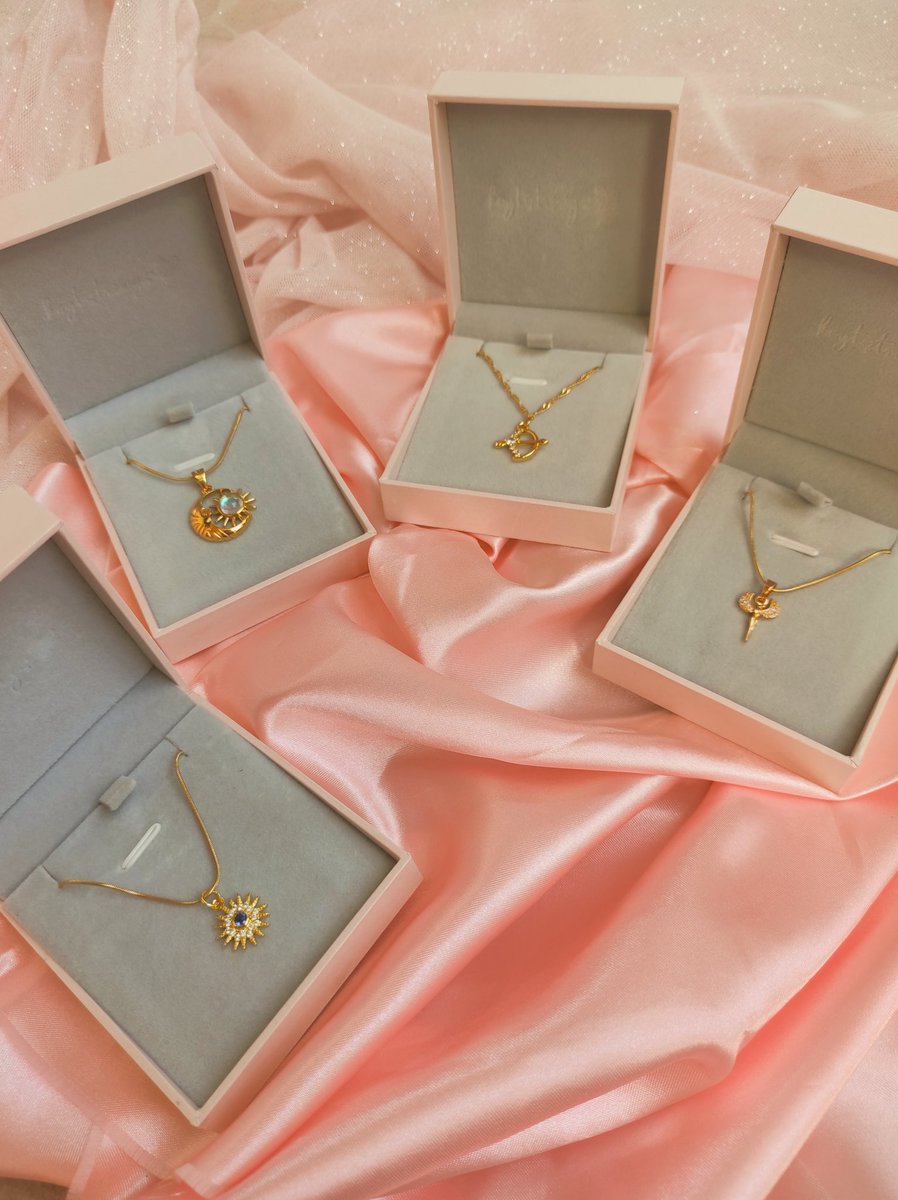 keytstrings's tweet photo. Introducing our new packaging for our bracelets and necklaces πβ¨ Ang ganda nila grabe πβ¨
Also featuring our collections inspired from the stories of @hiroyuu101 π We still have stocks, Hiroes! π
SHOP HERE: https://t.co/8M67eQx47M
#KeytstringsBudol is on June 24, 2021 π€ https://t.co/SEnXyAJ4gK