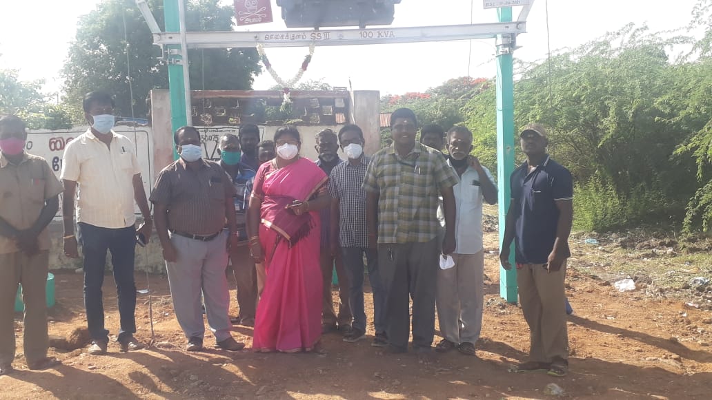 TANGEDCO_SE_MDU's tweet photo. வணிக வரித்துறை அமைச்சர் அவர்களுடைய உத்தரவின் பேரில் புதியதாக அமைக்கப்பட்டுள்ள வாகைக்குளம் மின்மாற்றி III ஐ மேற்பார்வை பொறியாளர்/மமிபவ/மதுரை அவர்கள் இன்று இயக்கி வைத்தார். https://t.co/BNNu1dPJRn