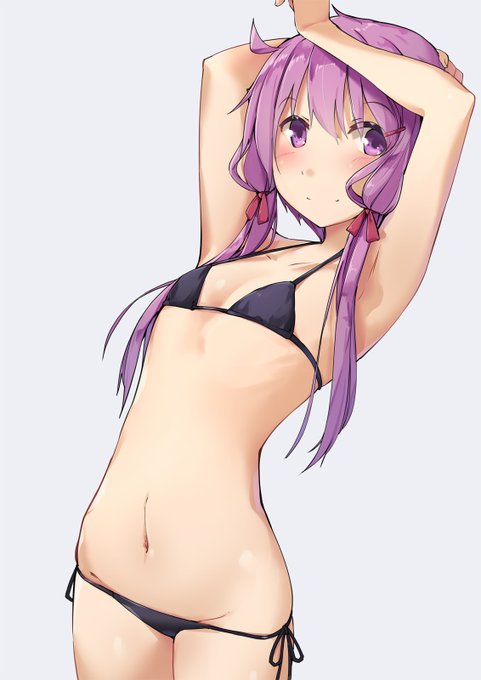 マイクロビキニゆかりさん 