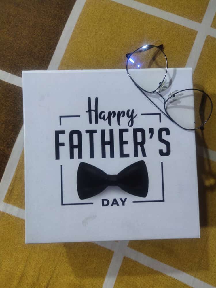 “A father doesn’t tell you that he loves you. He shows you.”
—Dimitri the Stoneheart #HappyFather’sDay
#KushalBharatNews
#AtmanirbharNewsPortal
#AtmanirbharBharat
#AtmanirbharYuva https://t.co/Y6u0Wuw2iH