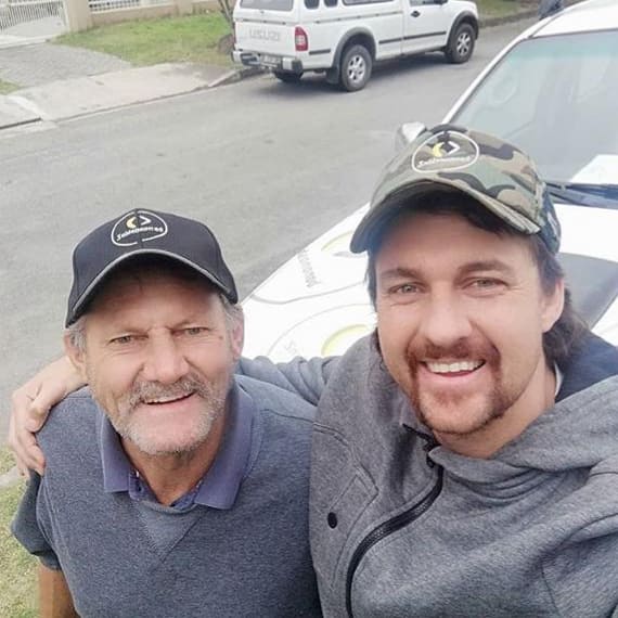 Happy Father's Day to all the Dads out there. 

Take the opportunity today to tell your father that you love him.

Have a great Sunday everyone.

#fathersday2021 #fathersday #bananaskinz88 #backedbyjak #localislekker