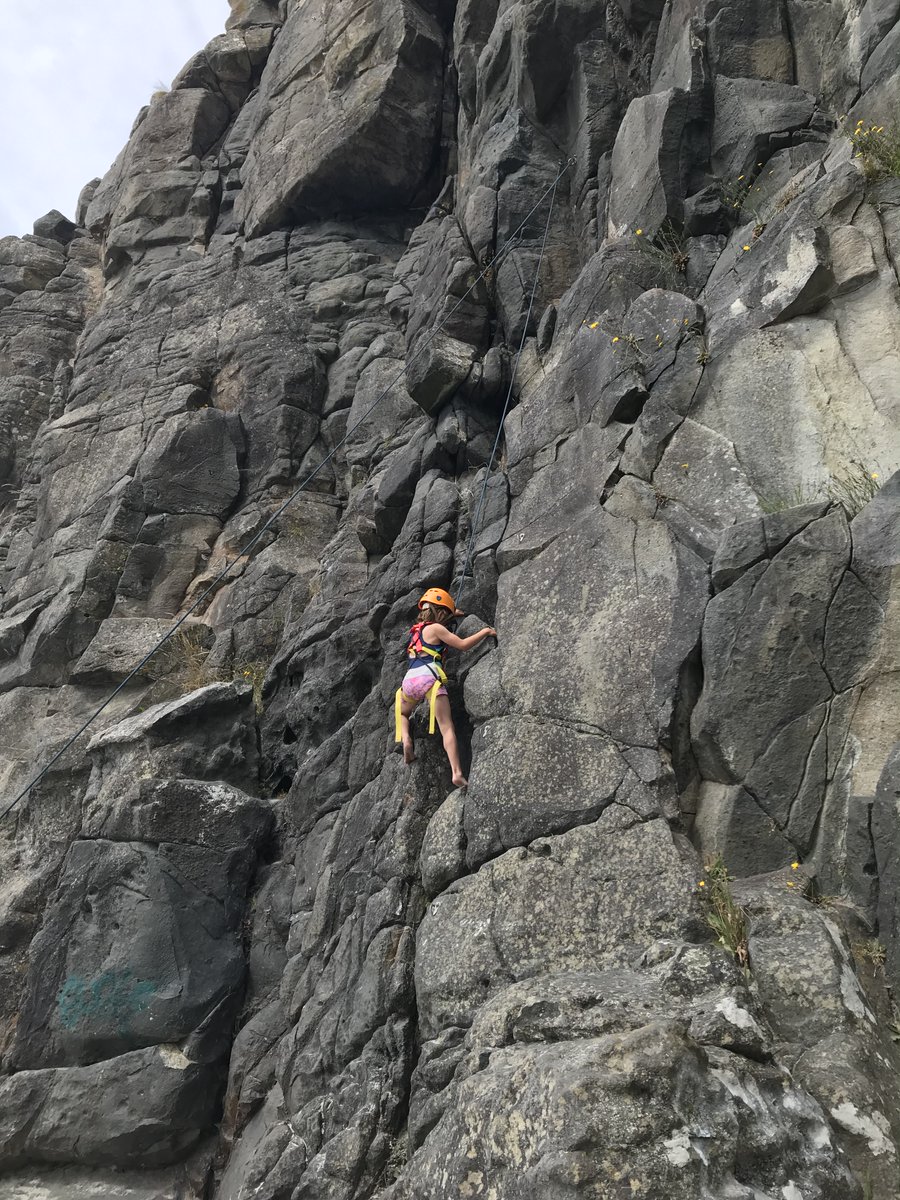 ...but mostly it's not long until the sun comes out to enjoy all the stunning scenery and games to play right on our doorstep. <a href="/dunedinicu/">Te puna wai ora - Southern Critical Care</a> #WorkLifeBalance careers.southernhealth.nz/job/Specialist… <a href="/EmrtsWales/">EMRTS Wales</a> @EMRSscotland <a href="/_retrieval/">Retrieval 2027</a> <a href="/WomenICM/">Women in Intensive Care Medicine</a> <a href="/womenintensive/">W I N</a>