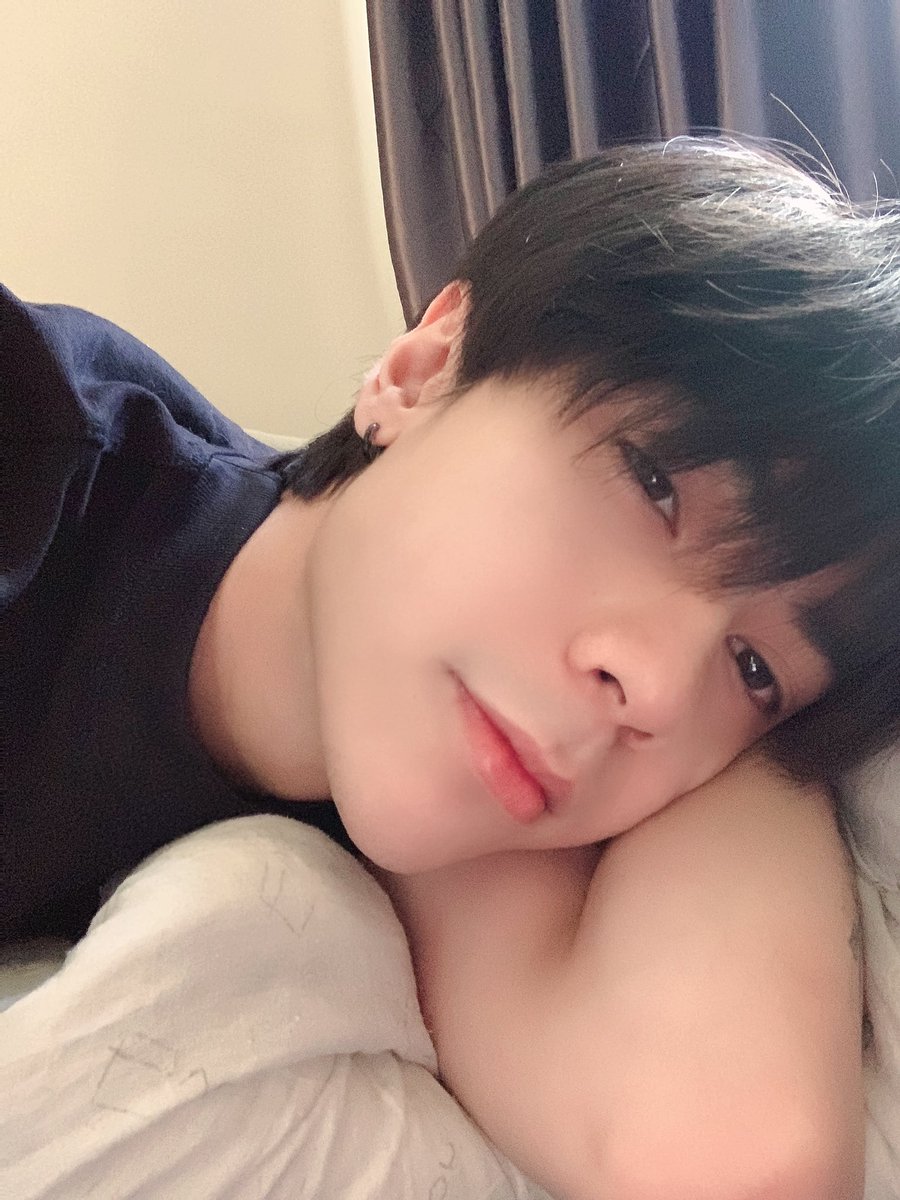 QH_MasterD's tweet photo. Hôm nay chủ nhật Muzik làm gì 😙 https://t.co/UPLNuAJecp