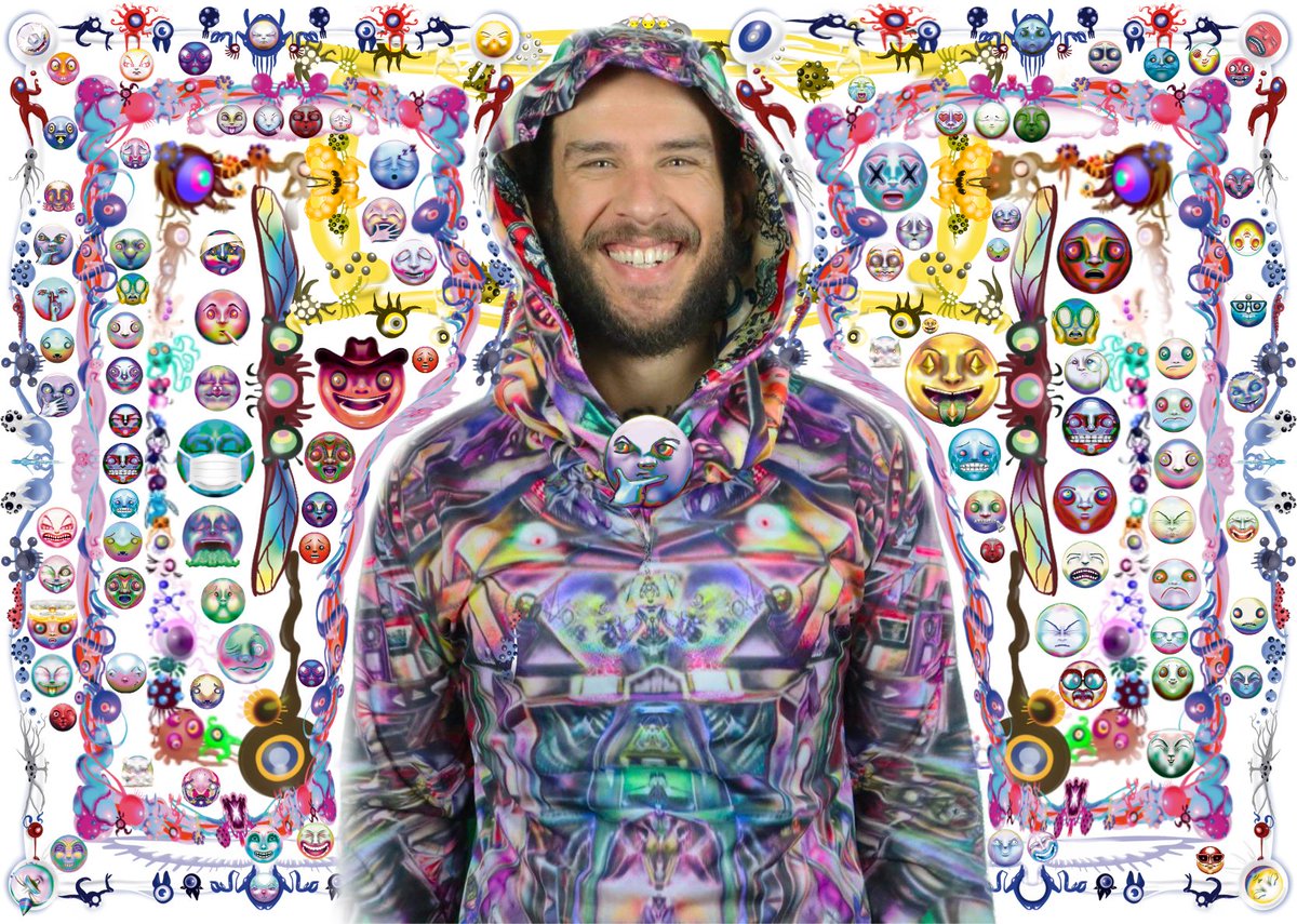 #dailies 122 working super hard on <a href="/FaunaRare/">RareFauna</a> game outline for <a href="/wippublishing/">WIPP</a>. Photo credit <a href="/Twitchitt/">Twitchitt</a>. Also I made this prototype hoodie tunic. 123.