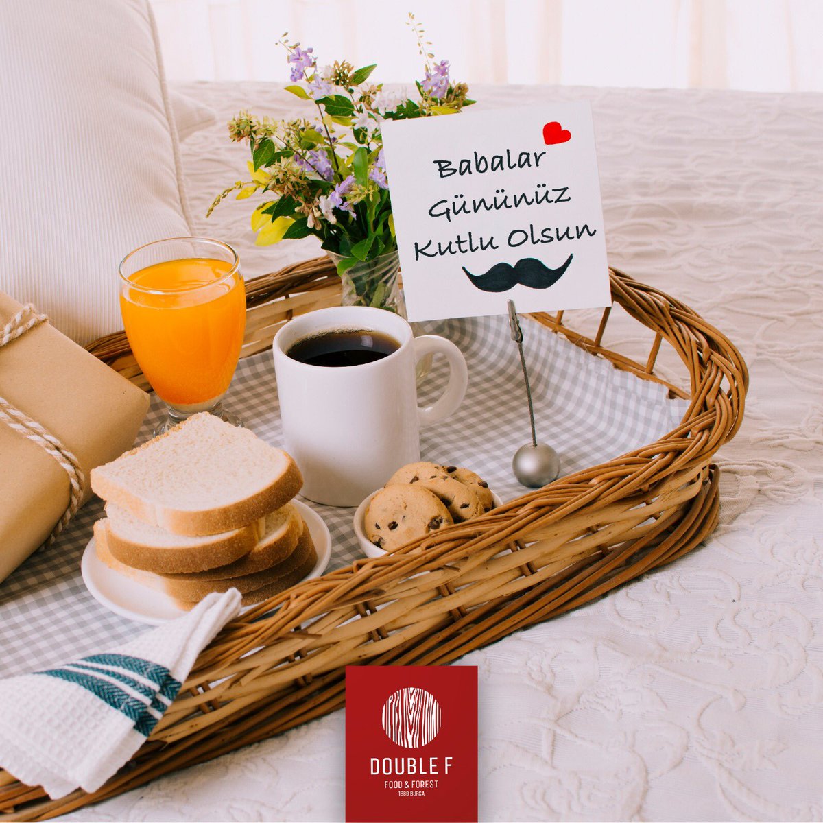 Öğreten, koruyan, kollayan, ilham kaynağımız olan tüm babalarımızın Babalar Günü kutlu olsun.

#babalargunu