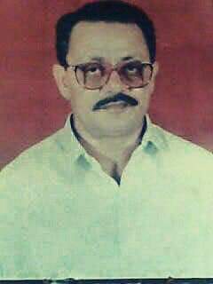 Dostmuhammad_'s tweet photo. Happy Father`s Day
My father was not only the one of greatest personality of Thar but also greatest father who taught us sincerity who taught us right politics who taught us to listen voice of people of Thar when I was young that time  I always saw my father among crowds of https://t.co/dtUvvQH1ol