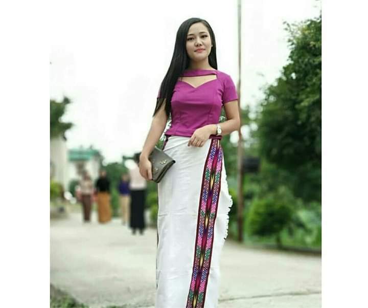 Life in the NorthEast India - A beautiful Mizo lady in her Attire. DM &  Follow us on Instagram's: https://www.instagram.com/life_in_the_northeast_india/  | Facebook