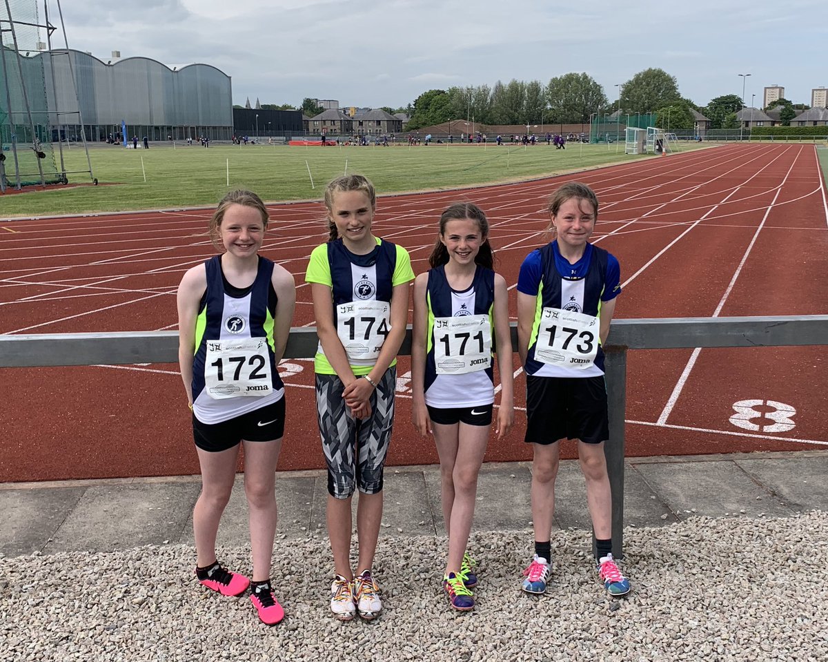 YvonneLPearson's tweet photo. Liv had a great day in Aberdeen yesterday at the under 12’s superteams. Her team came in 2nd 🥈 great result for her birthday weekend 🥳 @KinrossPrimaryS https://t.co/rnqaUnDSxH