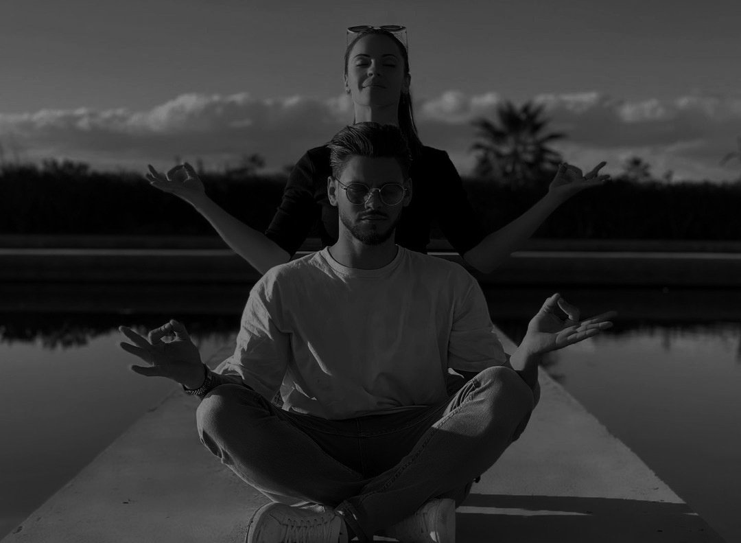 bailvmos's tweet photo. ⠀ ⠀
⠀
               𝐩͟𝐨͟𝐯͟ : 𝐢'𝐦 𝐮𝐫 𝐦𝐚𝐧 𝐚𝐧𝐝 𝐮'𝐫𝐞
               𝐬𝐜𝐫𝐨𝐥𝐥𝐢𝐧𝐠 𝐮𝐫 𝐜𝐚𝐦𝐞𝐫𝐚 𝐫𝐨𝐥𝐥. 

⠀ https://t.co/l8TzNLleJs