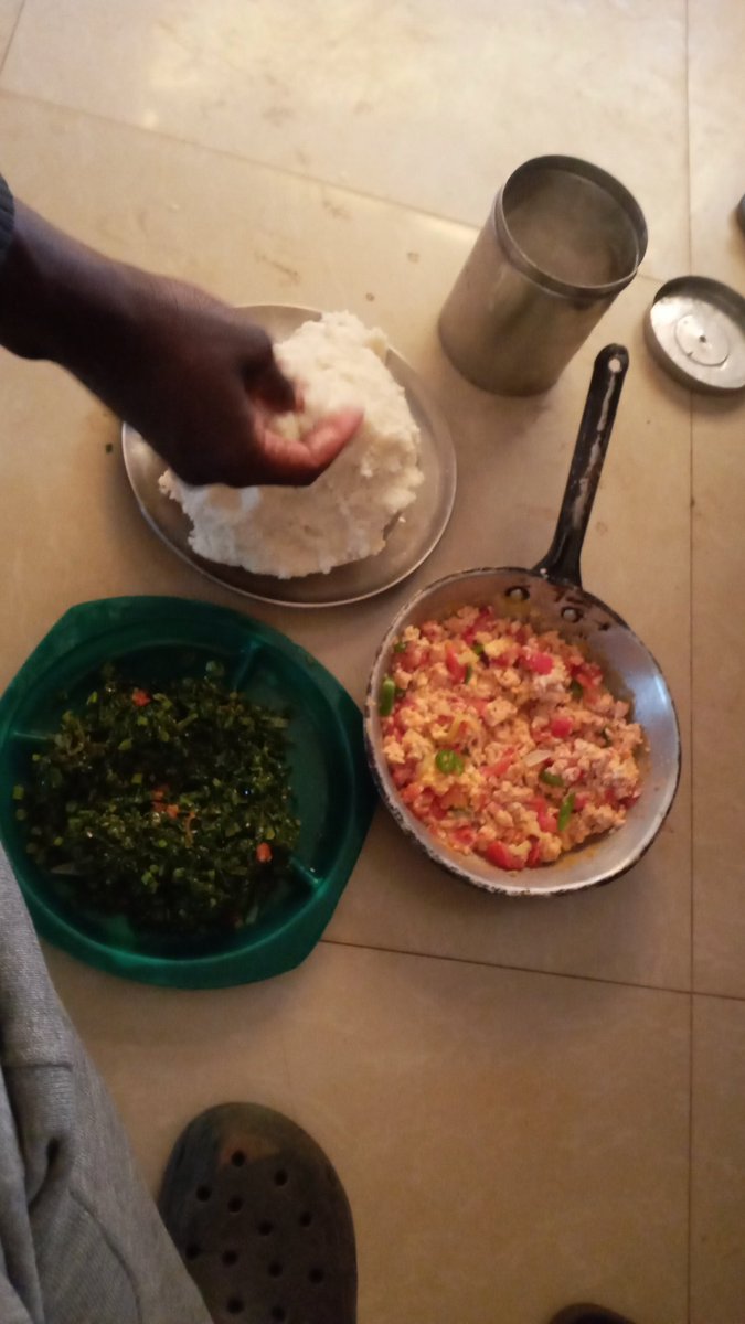 Man_Gwato's tweet photo. Low budget meal https://t.co/AOx6fhNQ0Y