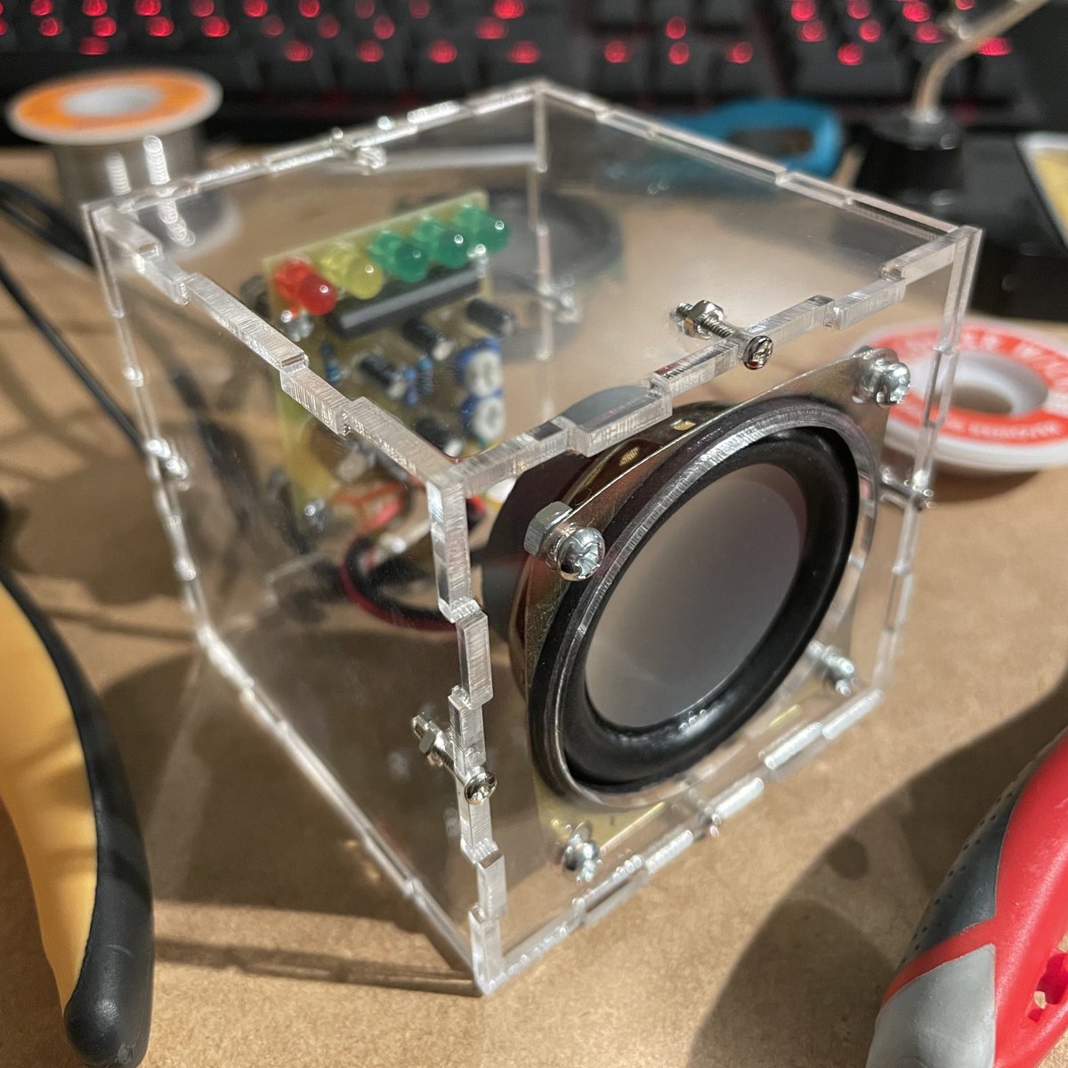 AngusFabian's tweet photo. The perfect project for a cold, rainy weekend! This DIY speaker kit from @lbhq has been a heap of fun to build. It even features an LED sound meter which creates a cool effect through the transparent case when in a dark room. #diy #electronics #maker https://t.co/mc86jpTVoH
