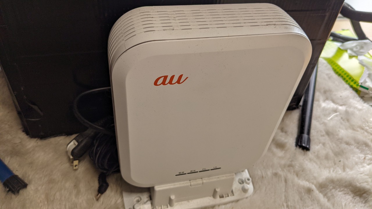 au レピータ 中継 装置 RR-2111SO 電波増幅器 au レピータ 中継 装置 RR-2111SO 電波増幅器 - メルカリ