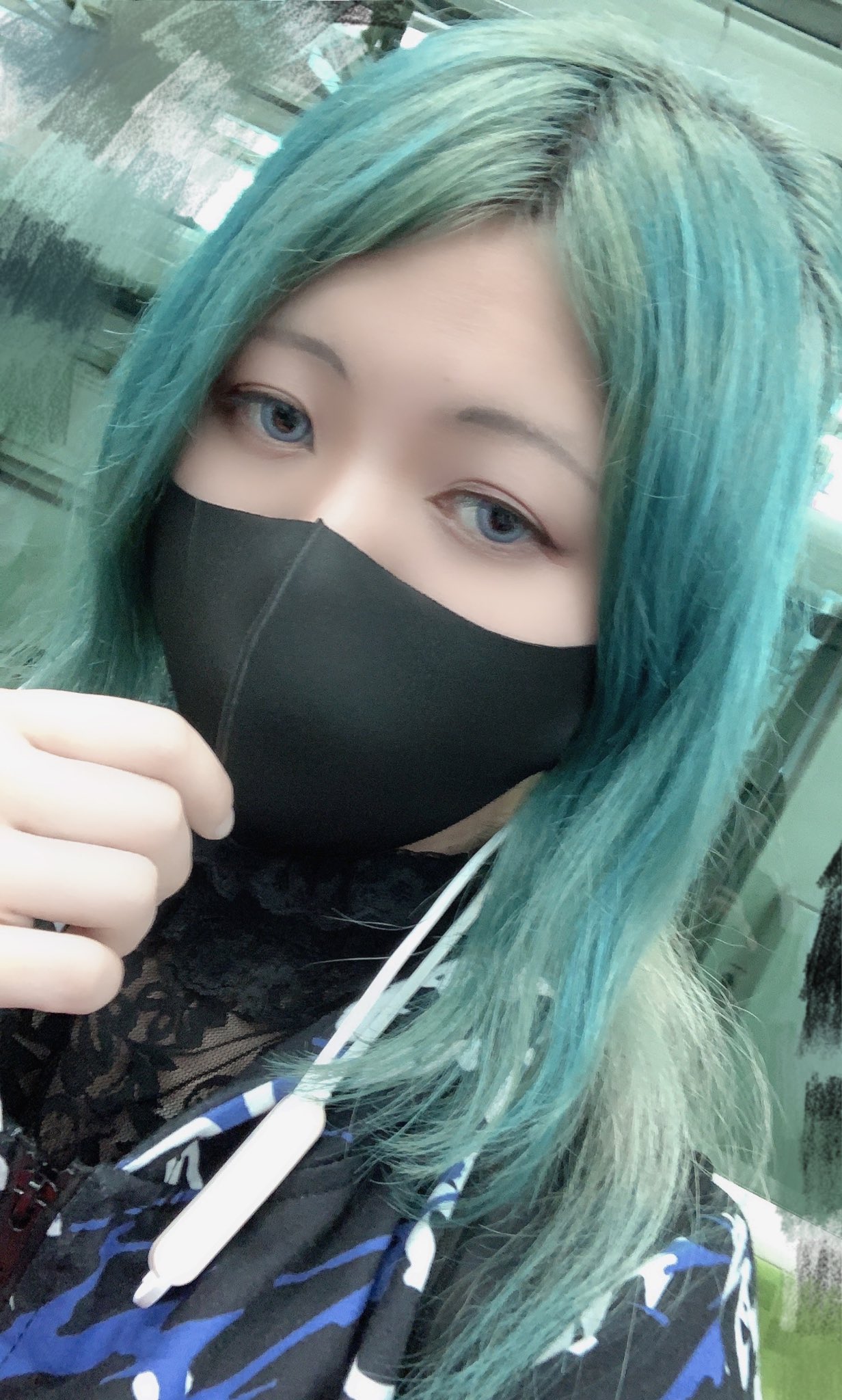 オイきゃわ 26 27a マルシェ コス以外で久々にまともなメイクした 目が眠そうwww