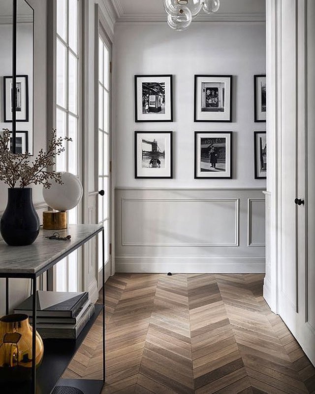 ACuellar_com's tweet photo. Nunca subestimes el poder de un pasillo👊🦚💘 #espigahungria #puntahungria #losmaterialesencuellar 
.
#gammalovers♥️ #pasillos #pasilloelegante #diseñodeinteriores #interiordesign #casasconencanto #reformasintegrales #reformatucasa #azulejos #lavabos #siguenuestrapista👣 #burgos https://t.co/gHSpSrgtb3