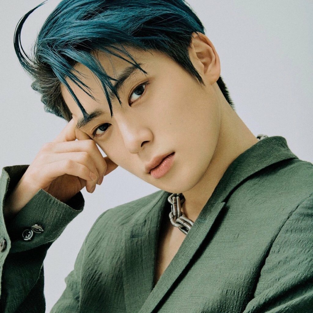 aquariusjjh's tweet image. 정재현 필승포즈 작렬