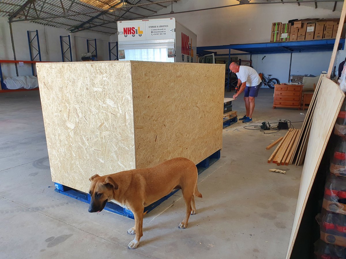 NH Storage and Logistics (@storagenh) on Twitter photo Building boxes for extra secure storage or long distance transport. 
Do you have personal belongings that need extra safety during transport from Spain to the UK? We can organise it for you.
#spainUK #removals #storage #logistics Building boxes for extra secure storage or long distance transport. 
Do you have personal belongings that need extra safety during transport from Spain to the UK? We can organise it for you.
#spainUK #removals #storage #logistics