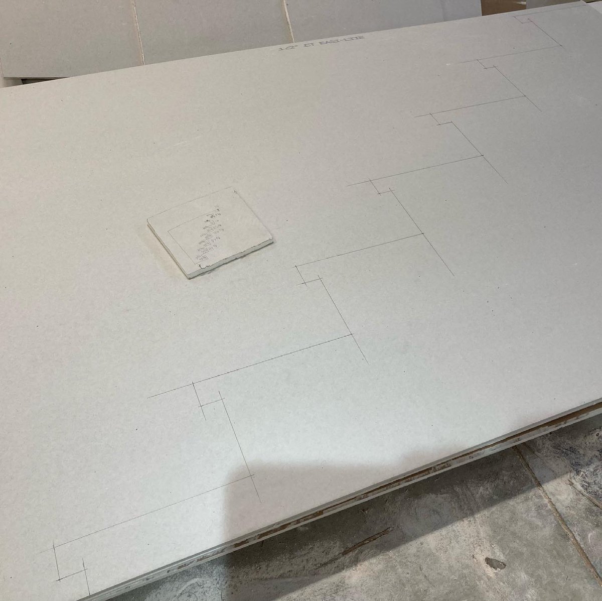 Hive2Home's tweet image. STAIRS: Measure 21 times, cut once.